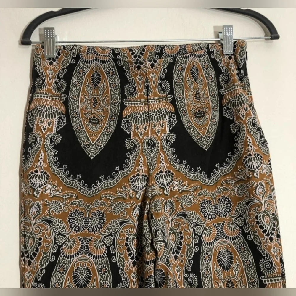 Free People Paisley Print Gray GoldCropped Tie Ankle Pants 0